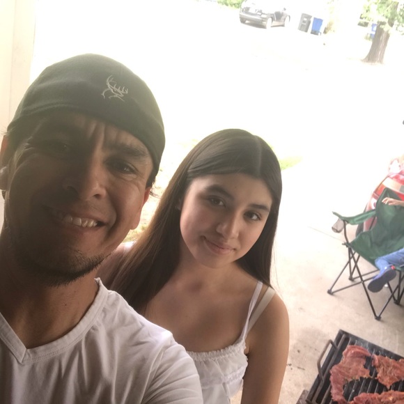 Meet your Posher, Miguel - Picture 2 of 6